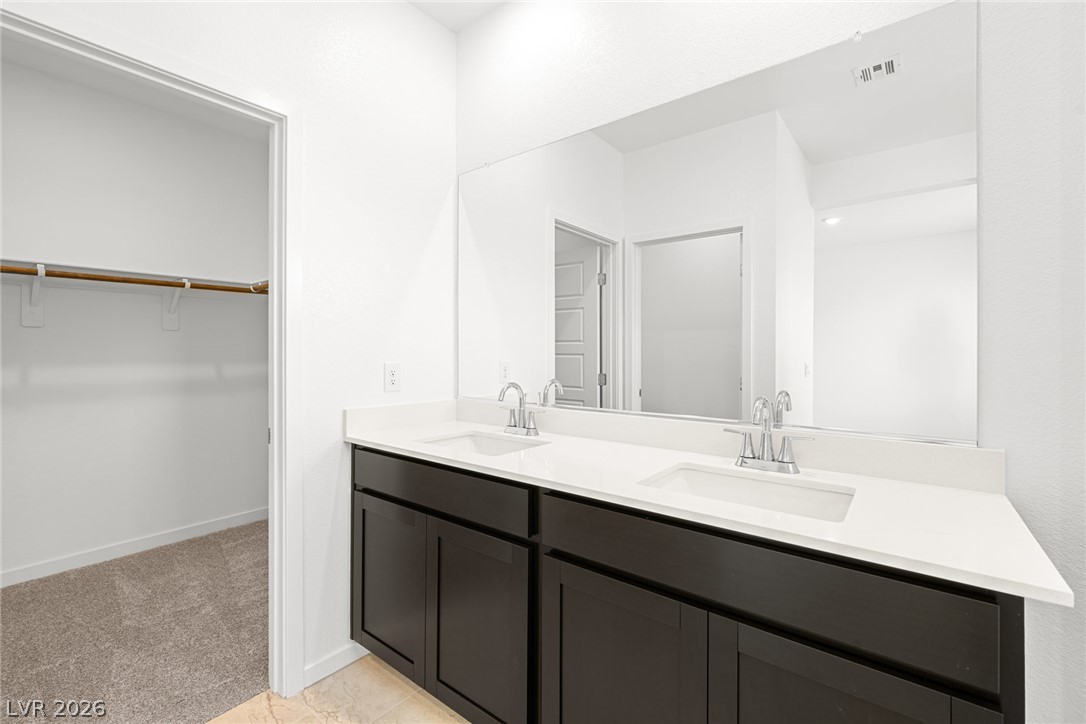 9568 Sagebrush Grove Street Property Photo 15