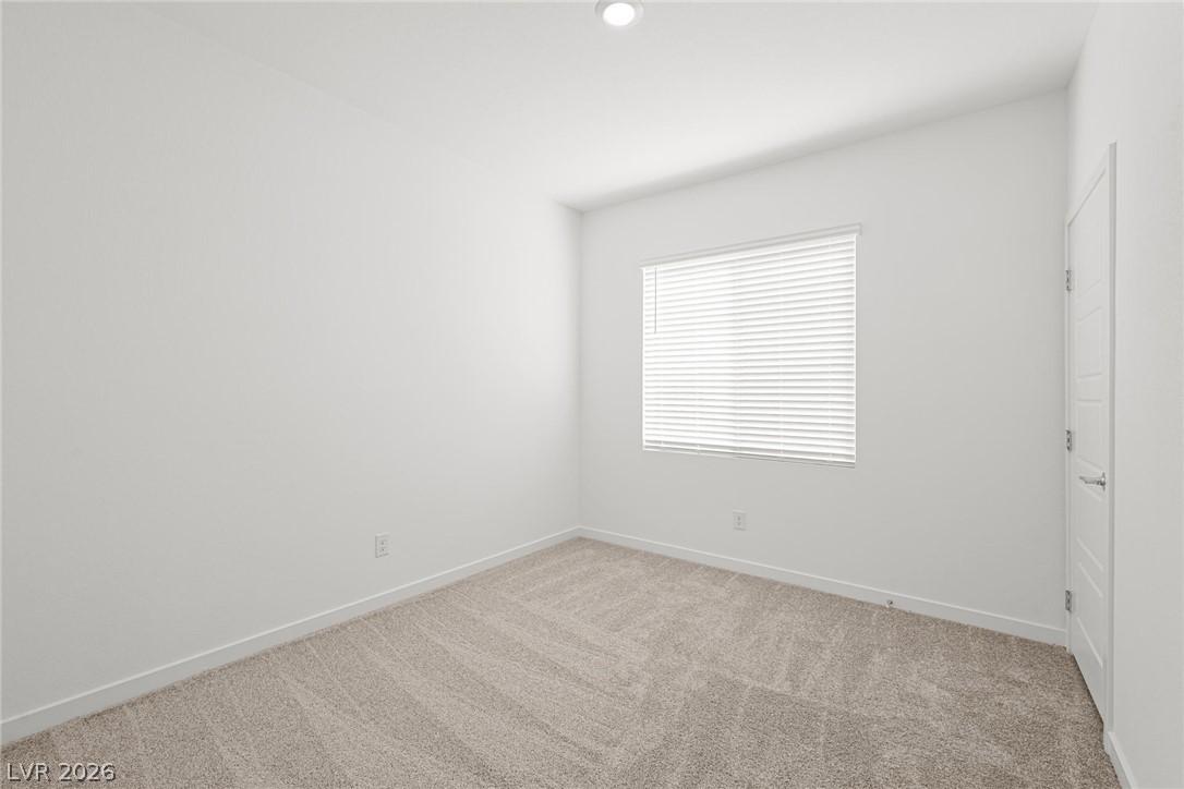 9568 Sagebrush Grove Street Property Photo 19