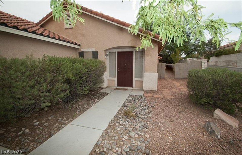 8998 Edgeworth Place Property Photo 2