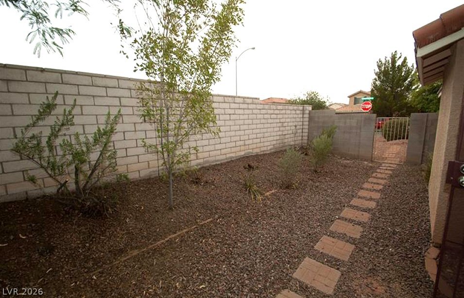 8998 Edgeworth Place Property Photo 4