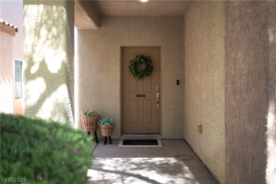 2204 Spartan View Court Property Photo 5