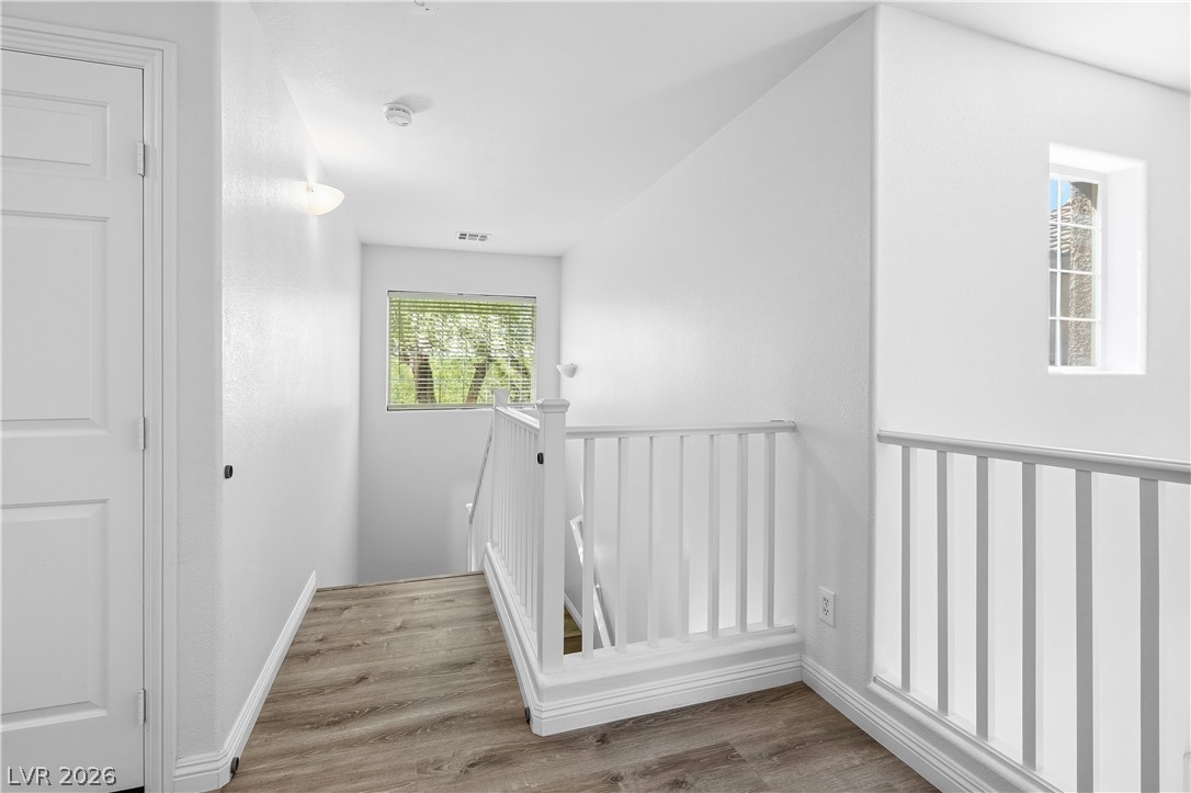 2204 Spartan View Court Property Photo 16