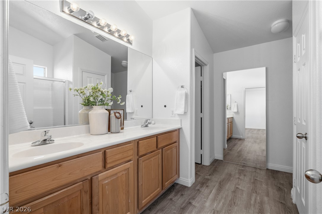 2204 Spartan View Court Property Photo 19