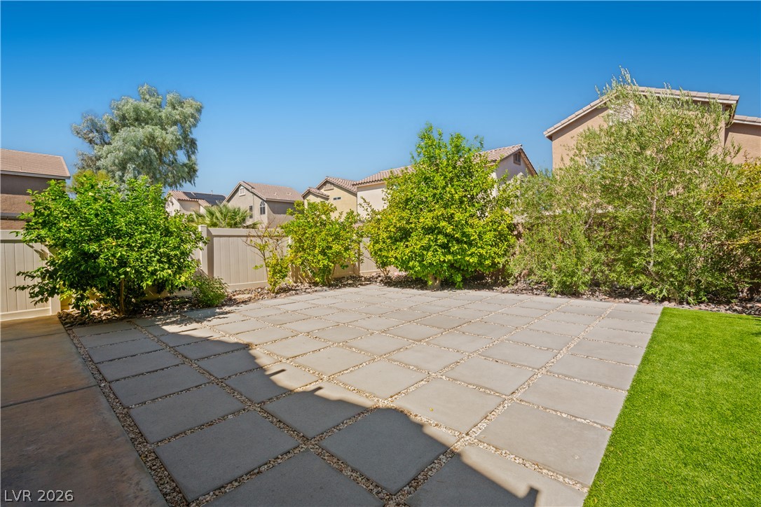 2204 Spartan View Court Property Photo 34