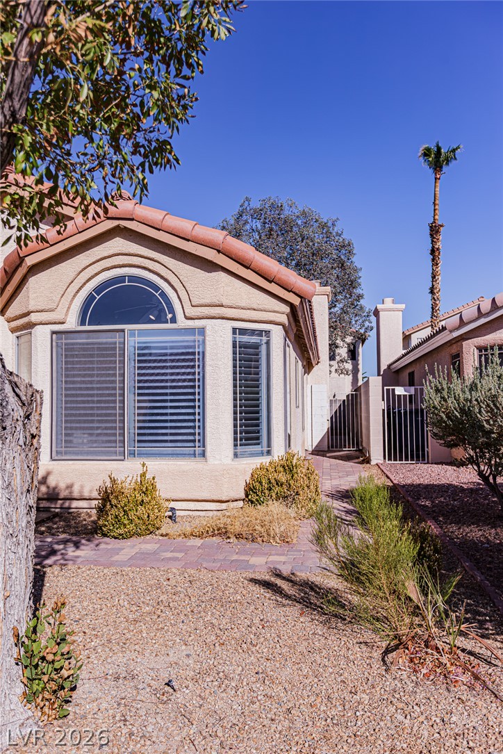 8952 Quarrystone Way Property Photo 4