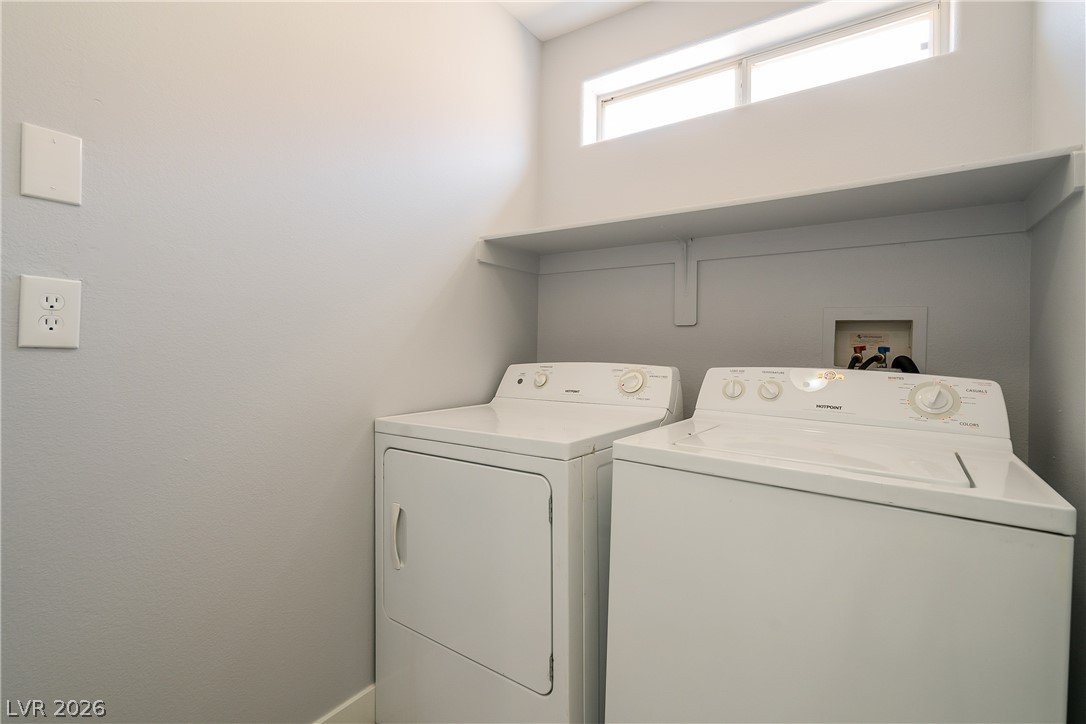4052 Emerald Wood Street Property Photo 23