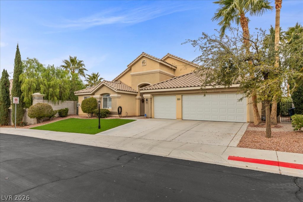 3096 Via Flaminia Court Property Photo 3