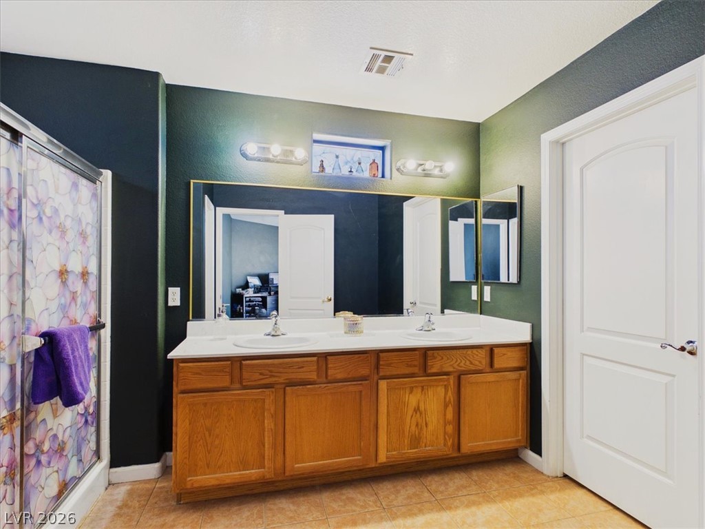 4970 Honey Locust Drive Property Photo 18