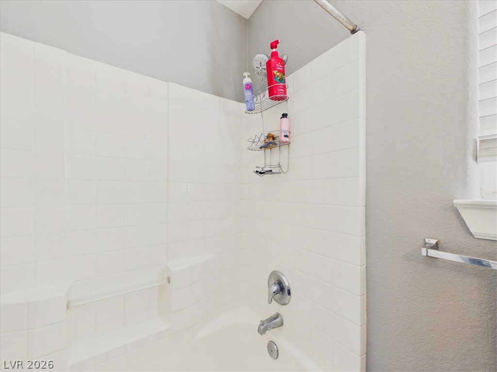 4970 Honey Locust Drive Property Photo 23