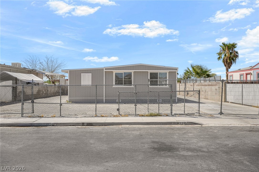2233 Toiyabe Street Property Photo 33
