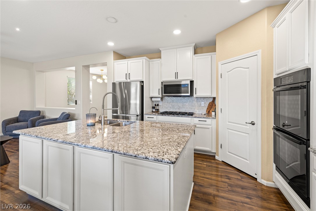 6106 Andover Wood Road Property Photo 9