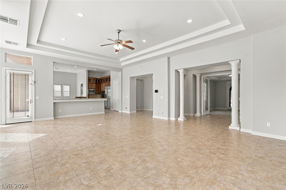 623 Chervil Valley Drive Property Photo 8