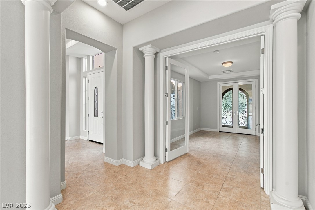 623 Chervil Valley Drive Property Photo 10