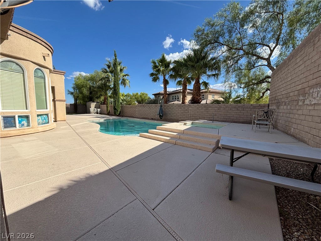 623 Chervil Valley Drive Property Photo 14