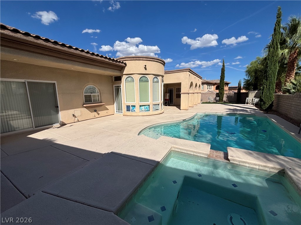 623 Chervil Valley Drive Property Photo 17