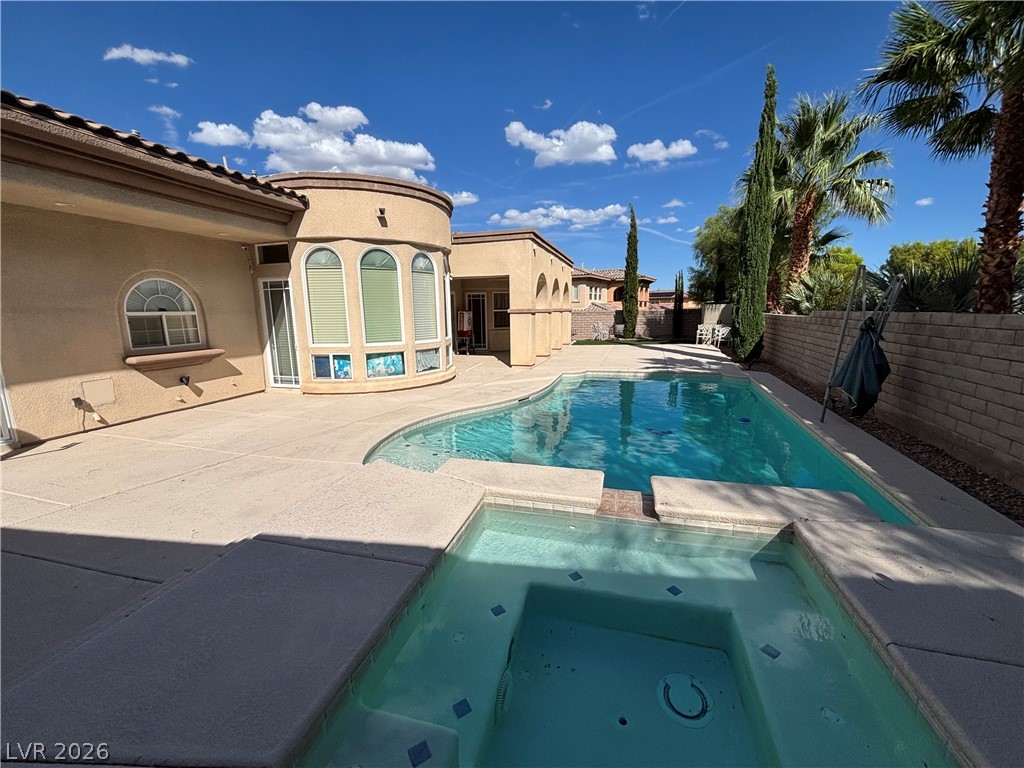 623 Chervil Valley Drive Property Photo 18