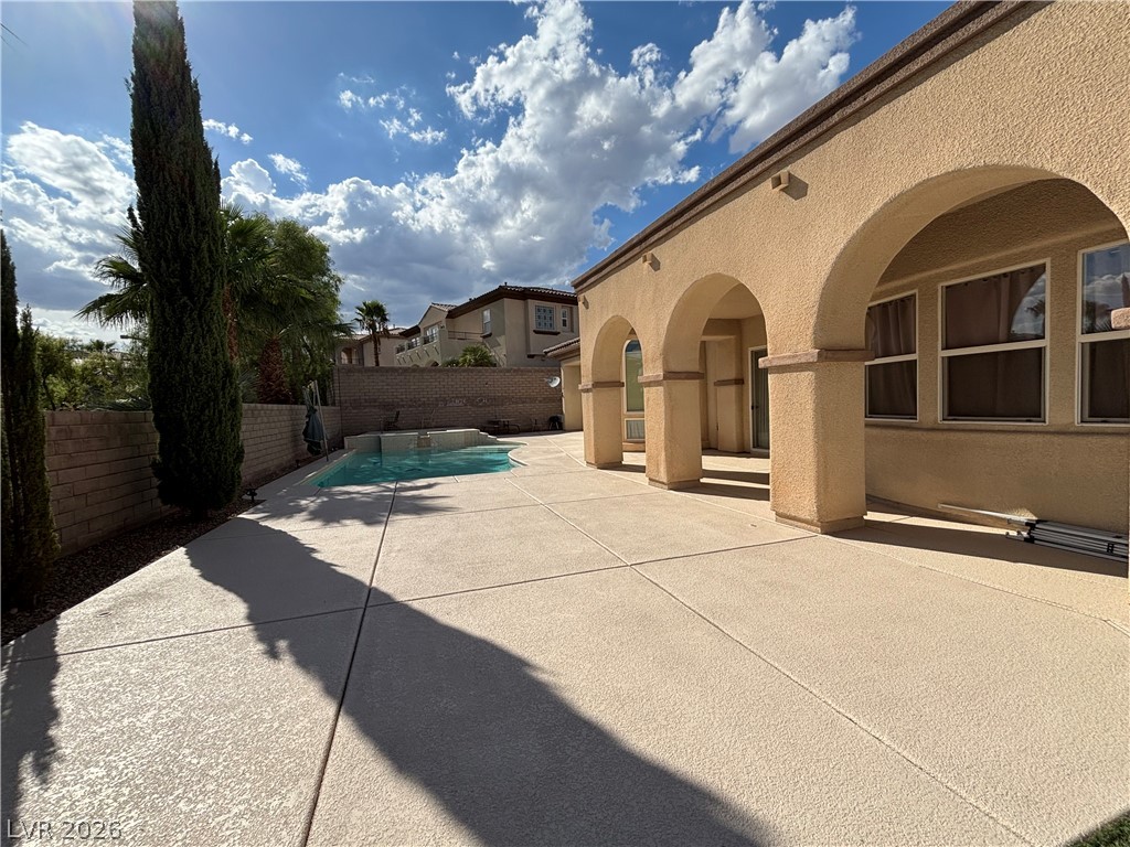 623 Chervil Valley Drive Property Photo 23