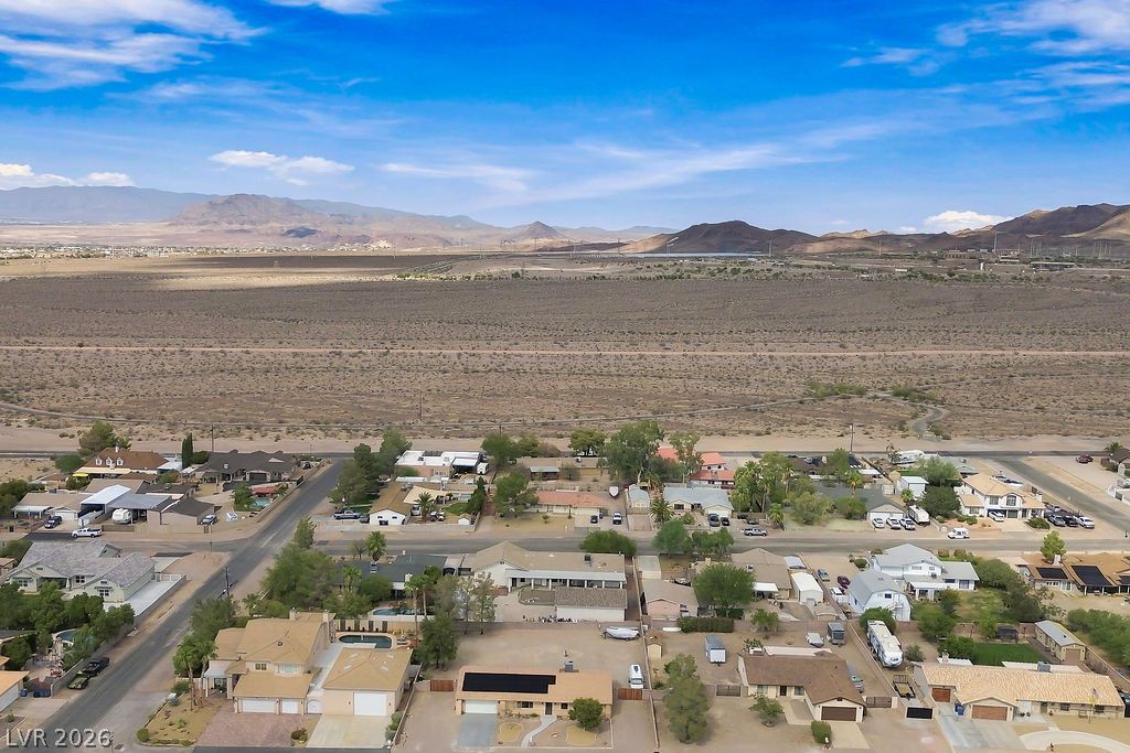 1560 Arabian Drive Property Photo 6