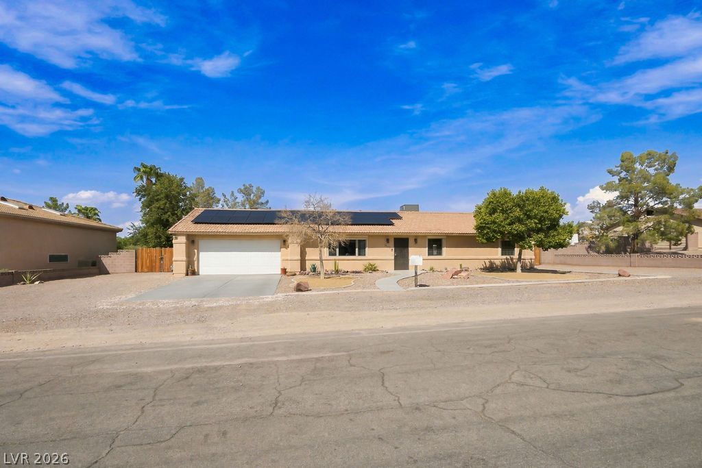 1560 Arabian Drive Property Photo 12