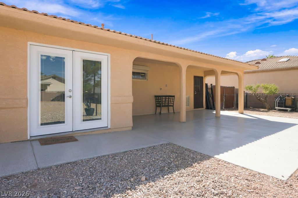1560 Arabian Drive Property Photo 21