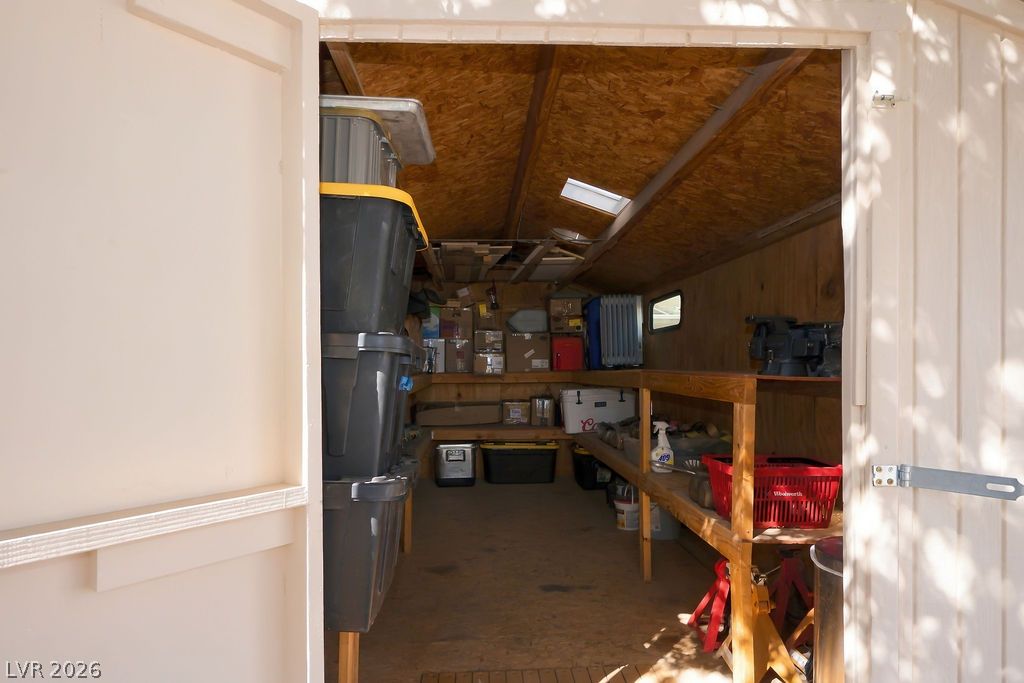 1560 Arabian Drive Property Photo 24