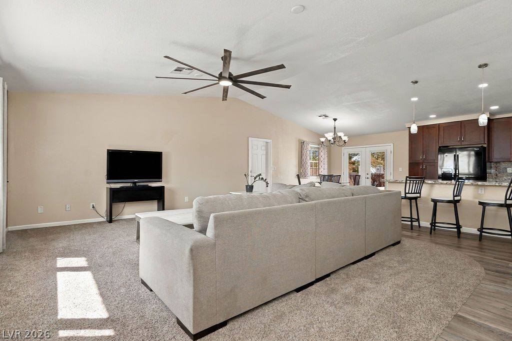 1560 Arabian Drive Property Photo 25