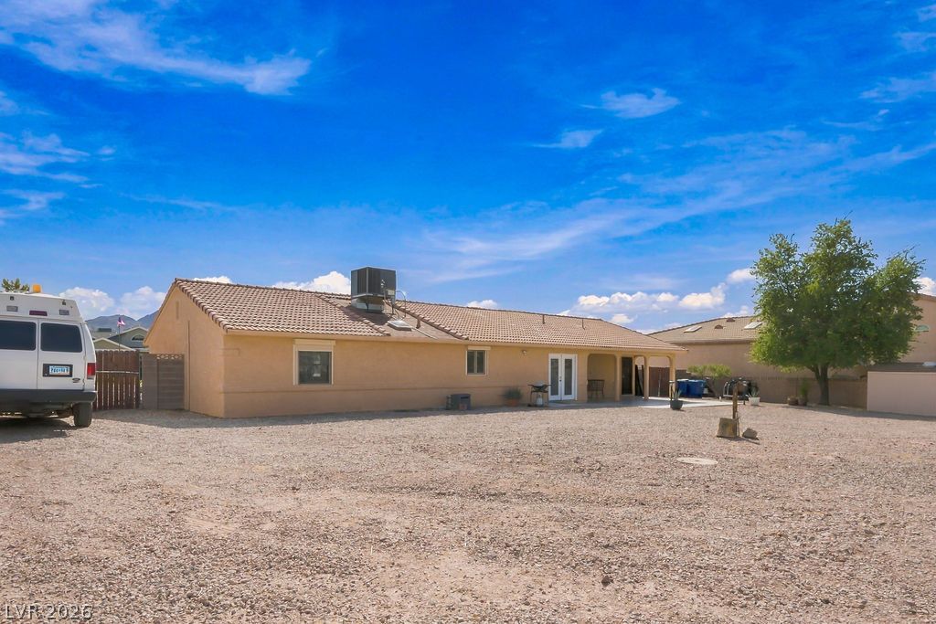 1560 Arabian Drive Property Photo 43