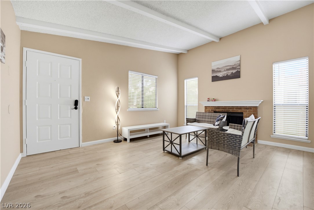 4752 Obannon Drive D Property Photo 6