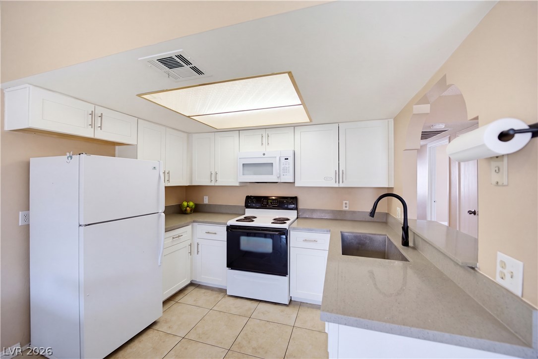4752 Obannon Drive D Property Photo 11