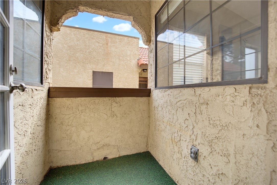 4752 Obannon Drive D Property Photo 22