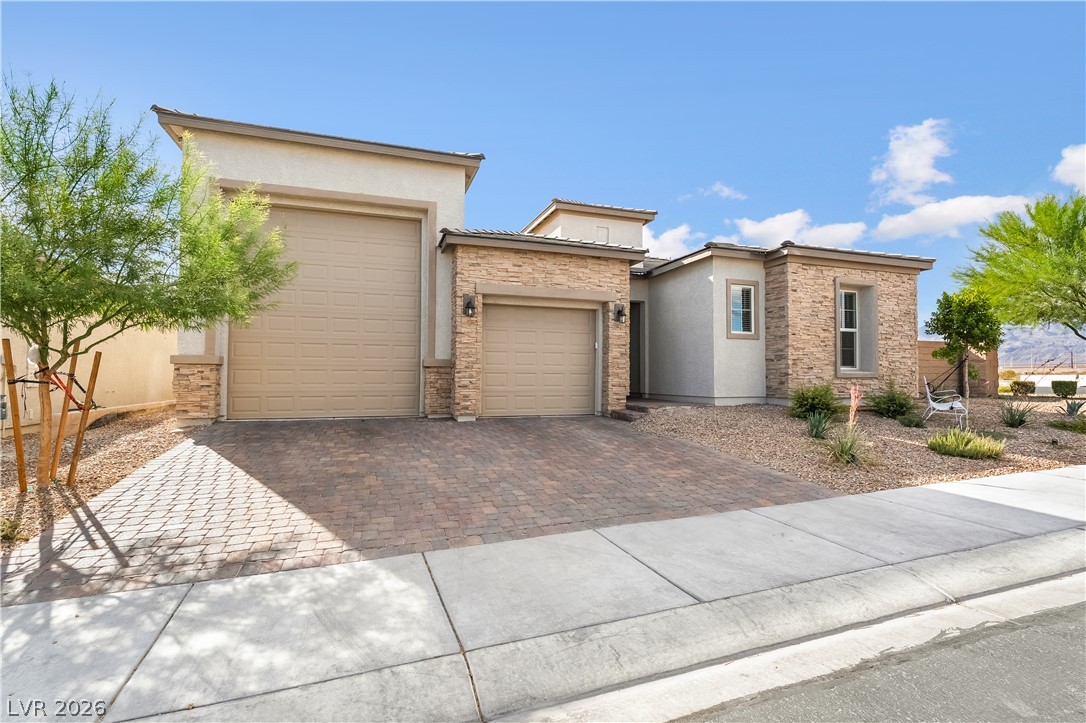 2820705 Property Photo 3
