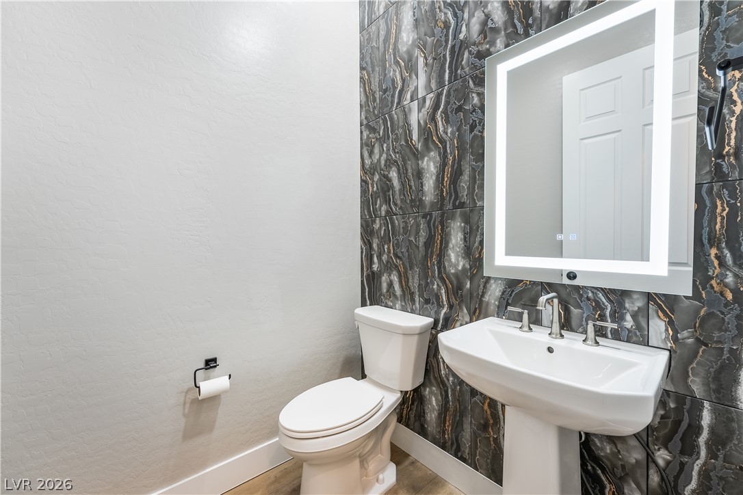 2820705 Property Photo 22