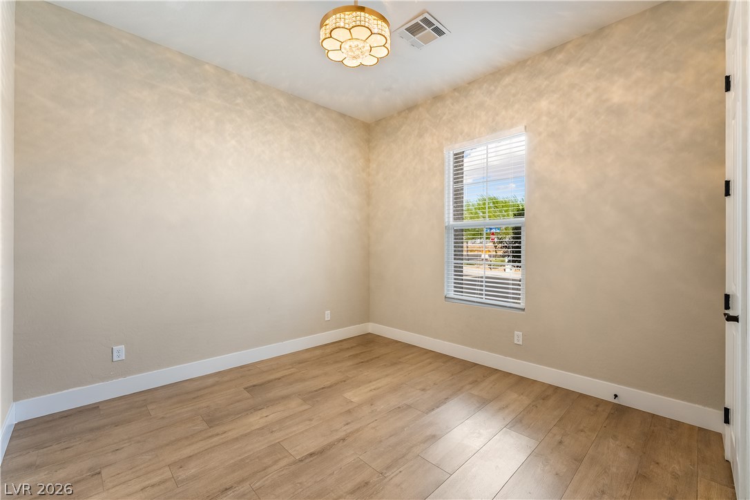2820705 Property Photo 40