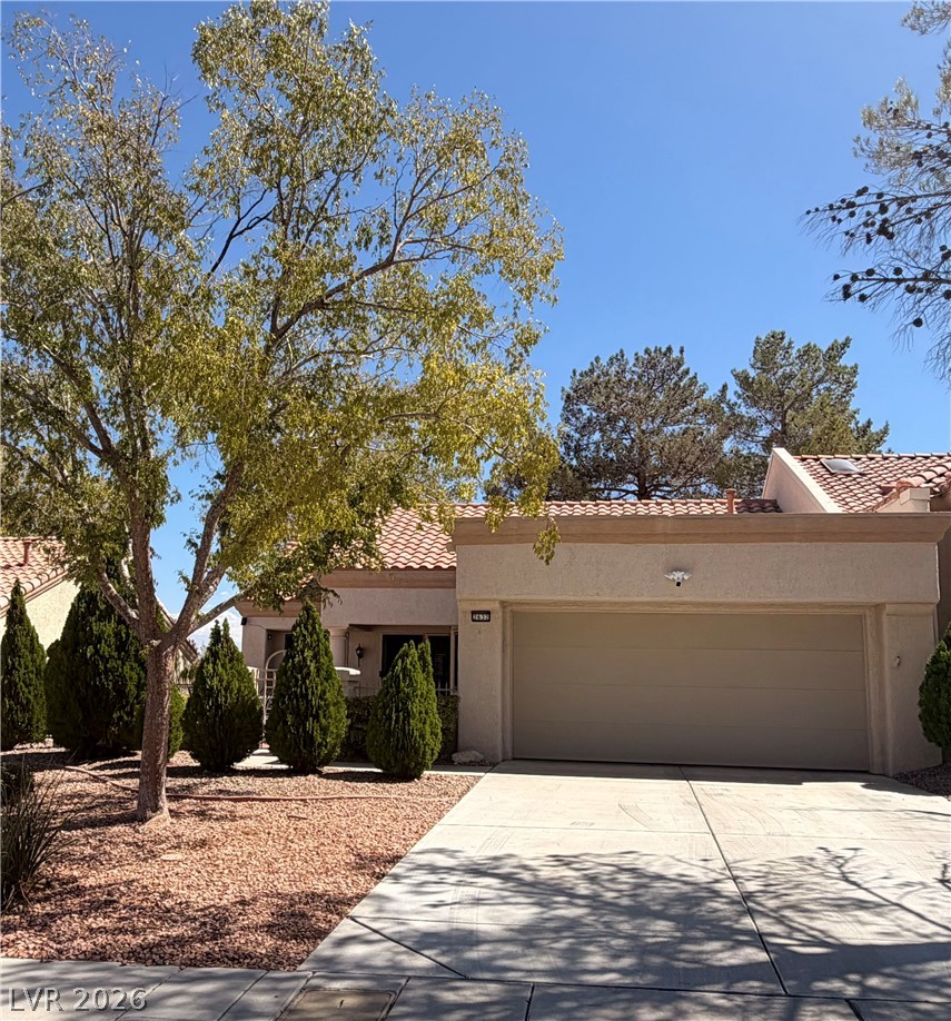 2632 Highvale Drive Property Photo 1