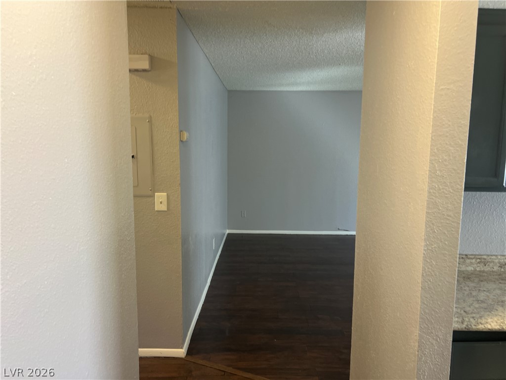 2853 Wheelwright Drive B Property Photo 5