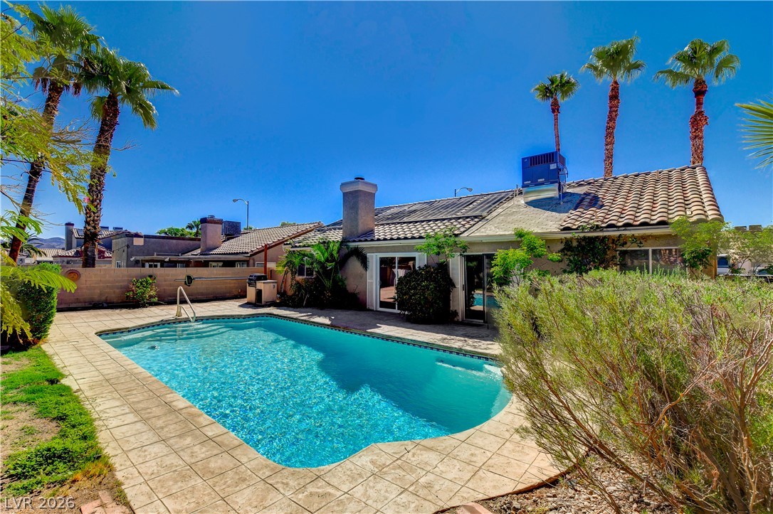 923 Chaps Circle Property Photo 1