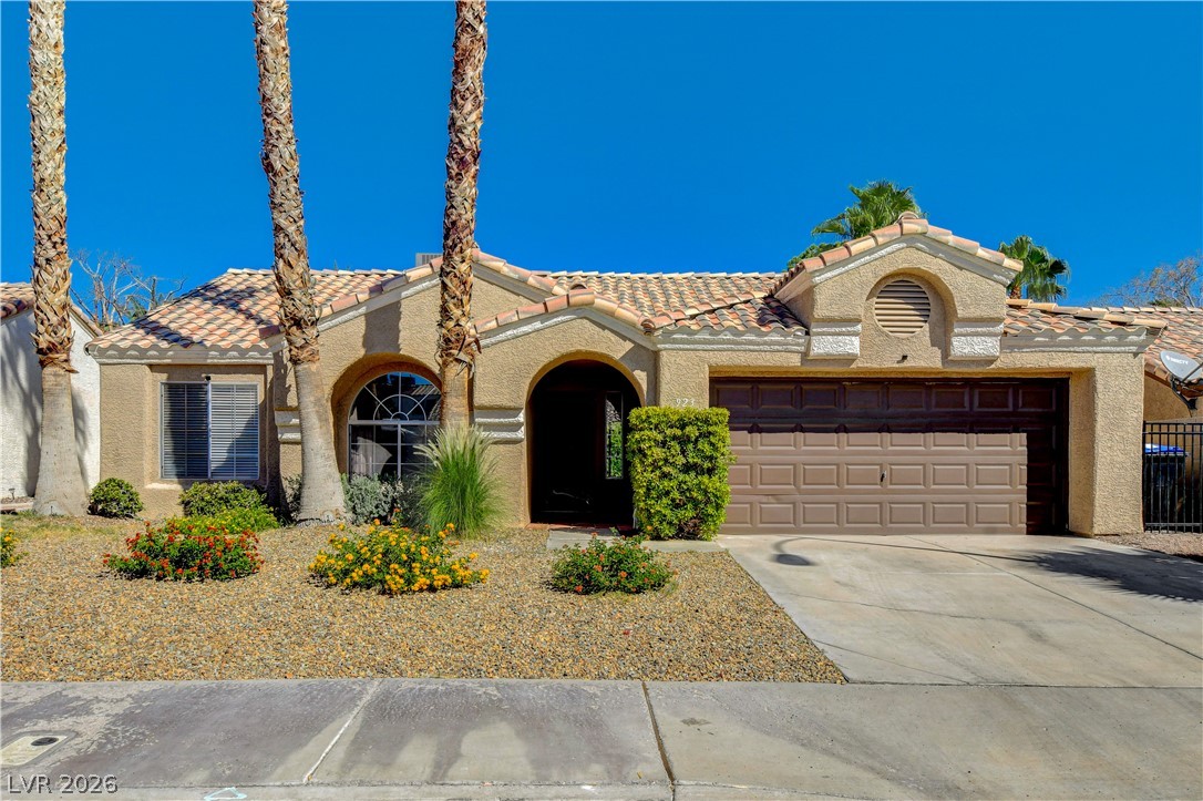 923 Chaps Circle Property Photo 3