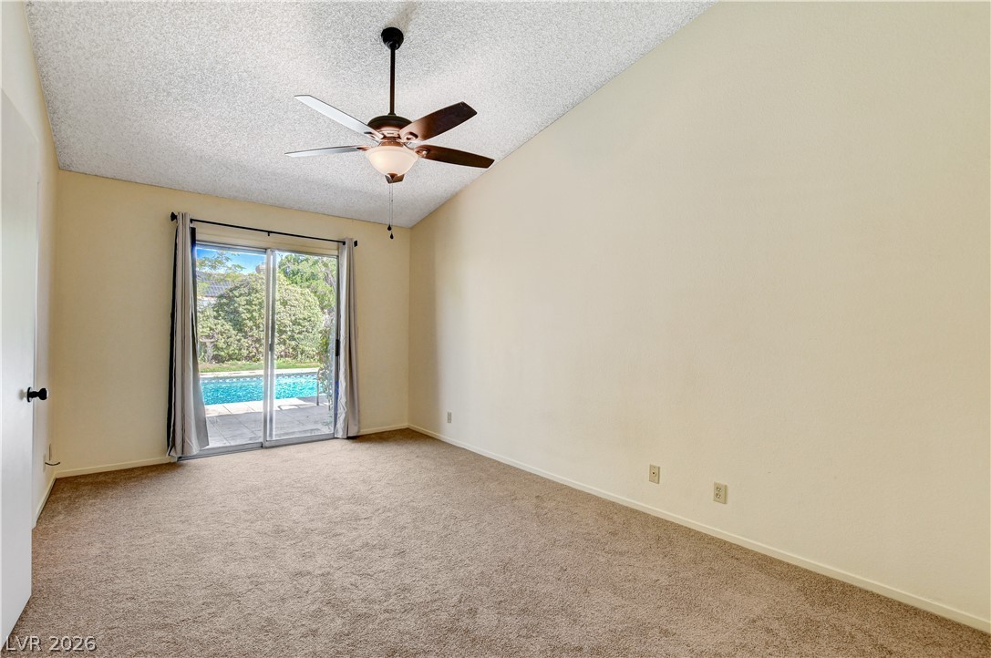 923 Chaps Circle Property Photo 16