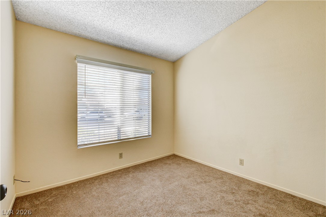 923 Chaps Circle Property Photo 25