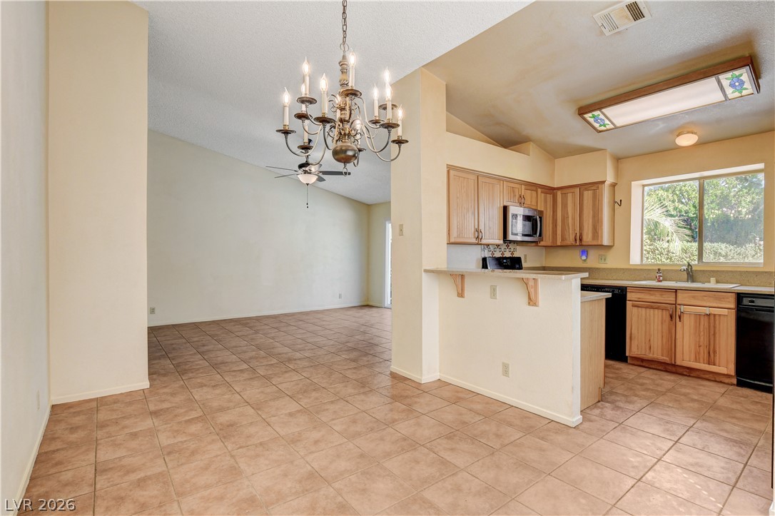 923 Chaps Circle Property Photo 37