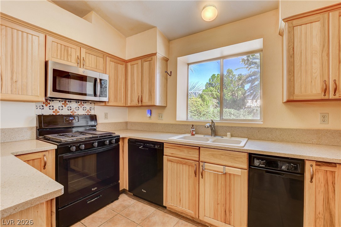 923 Chaps Circle Property Photo 40