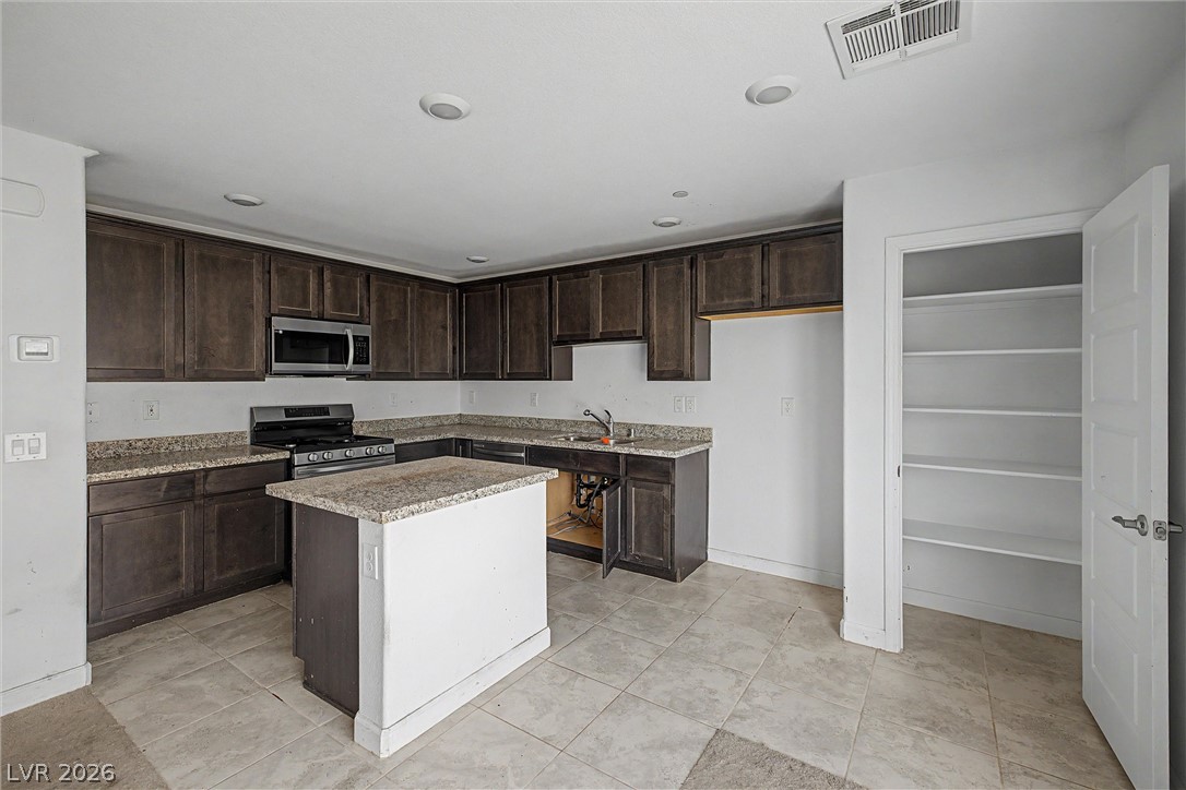 116 Cowles Avenue Property Photo 4