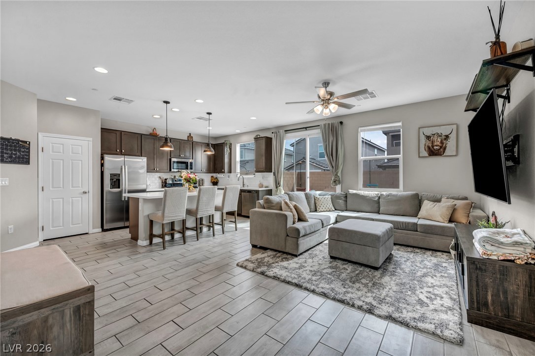 5072 Serene Skies Street Property Photo 8