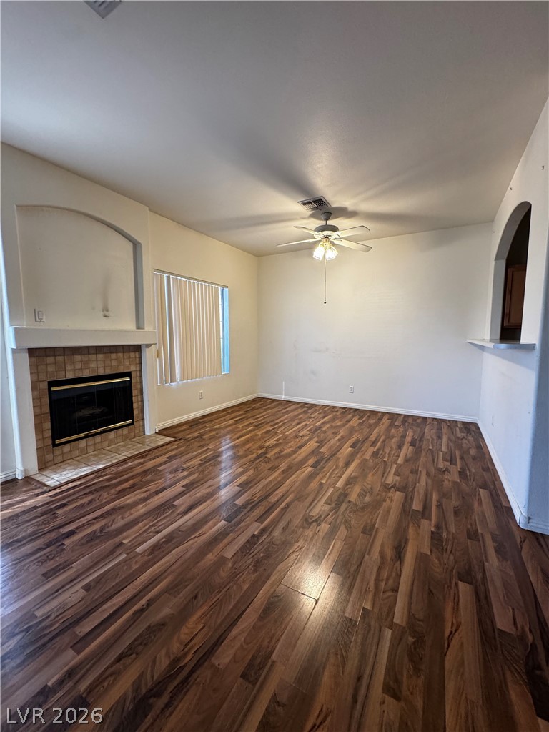 1900 North Torrey Pines Drive 101 Property Photo 6