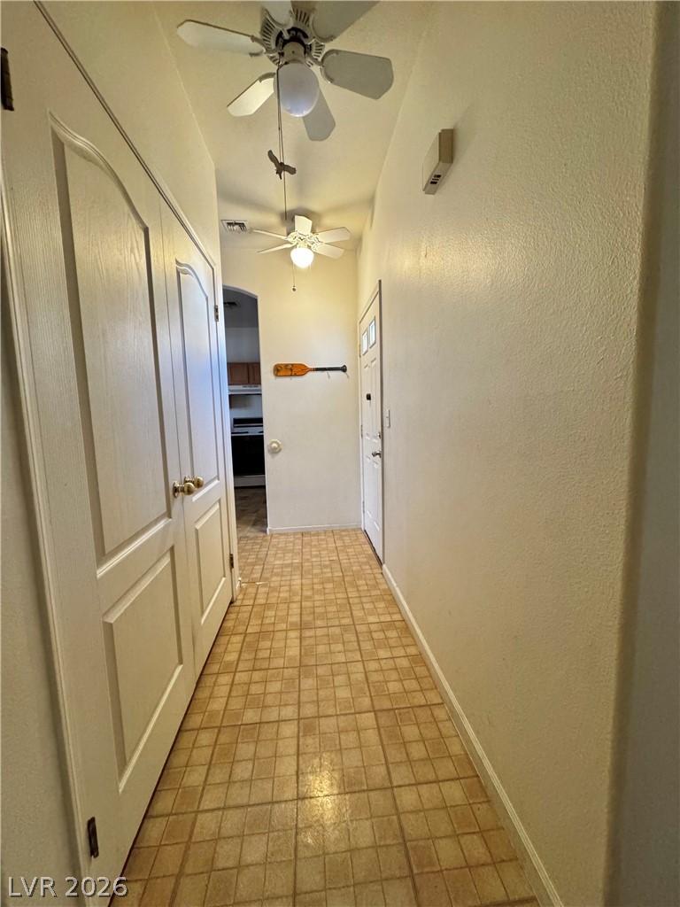 1900 North Torrey Pines Drive 101 Property Photo 10