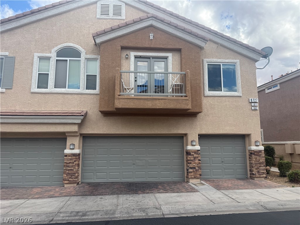 8727 Tom Noon Avenue 101 Property Photo 1