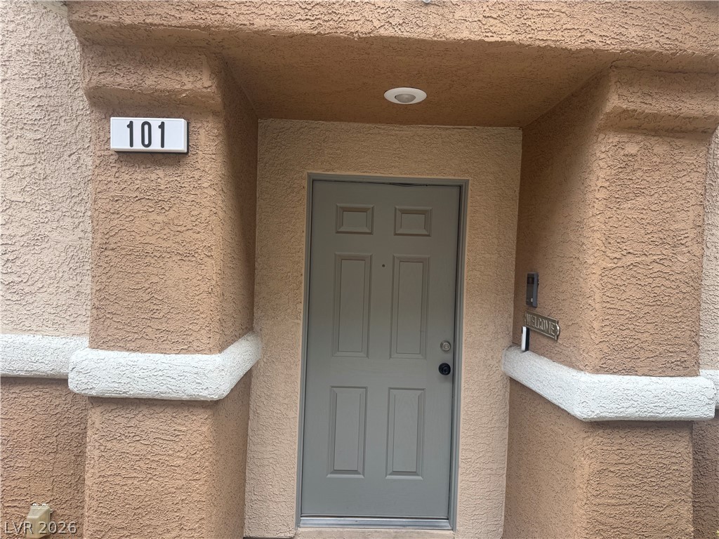 8727 Tom Noon Avenue 101 Property Photo 2