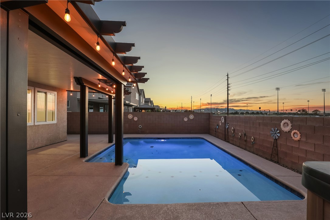 7066 Shimmering Avenue Property Photo 20