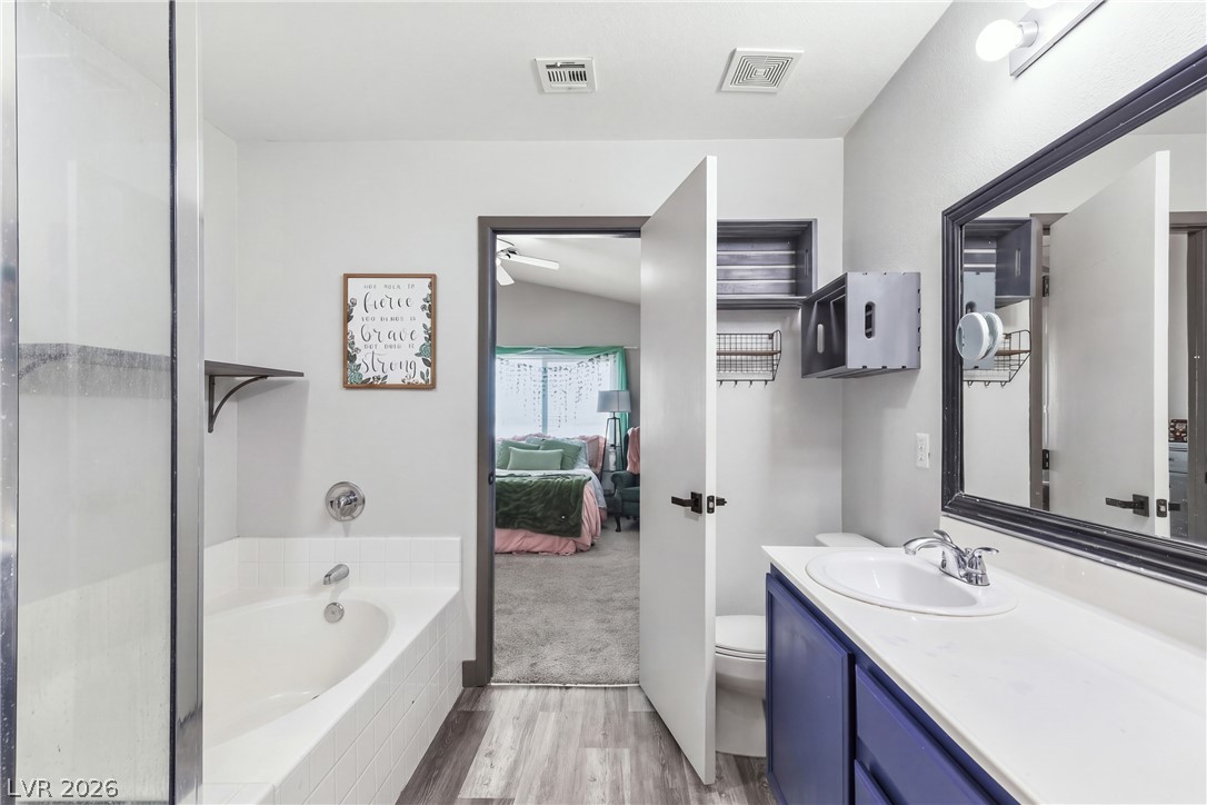 7066 Shimmering Avenue Property Photo 29