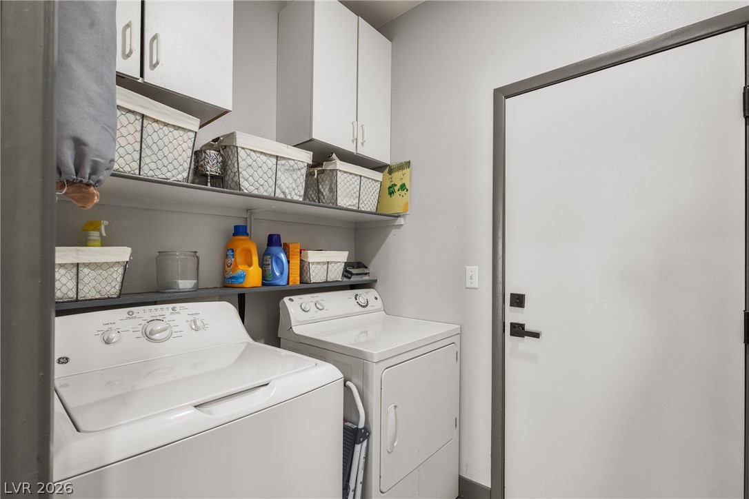 7066 Shimmering Avenue Property Photo 36